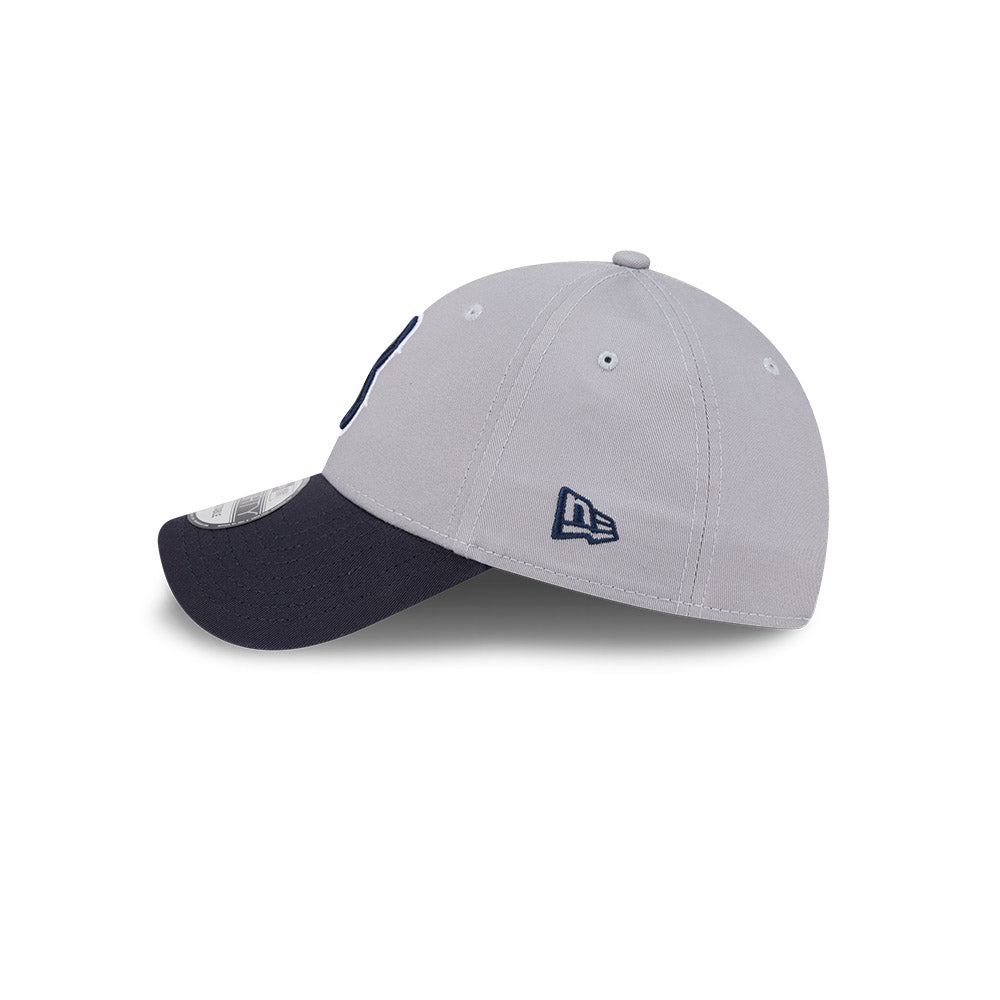 Boston Red Sox New Era 9Forty Grey/Navy Snapback Hat